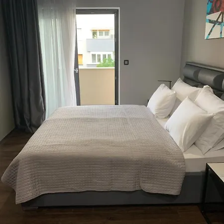 Penthouse Marchi By Aula Apartment